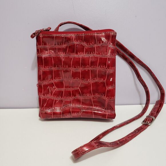 Purse Crossbody Hipster Red Vinyl 7"×6.5"×1.5" - Picture 2 of 9